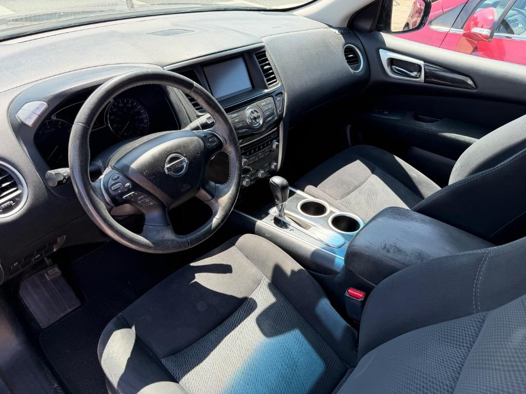 2016 Nissan Pathfinder SV - Photo 7