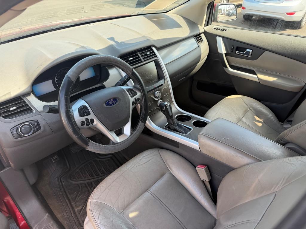 Ford Edge photo 8