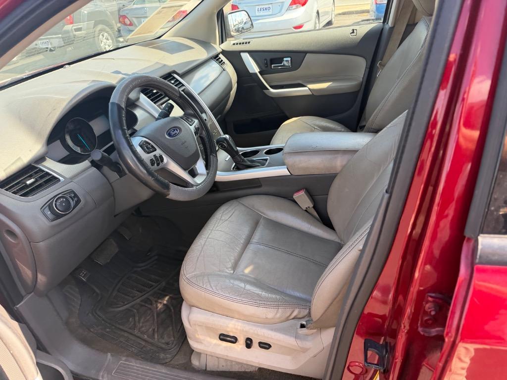 Ford Edge photo 9