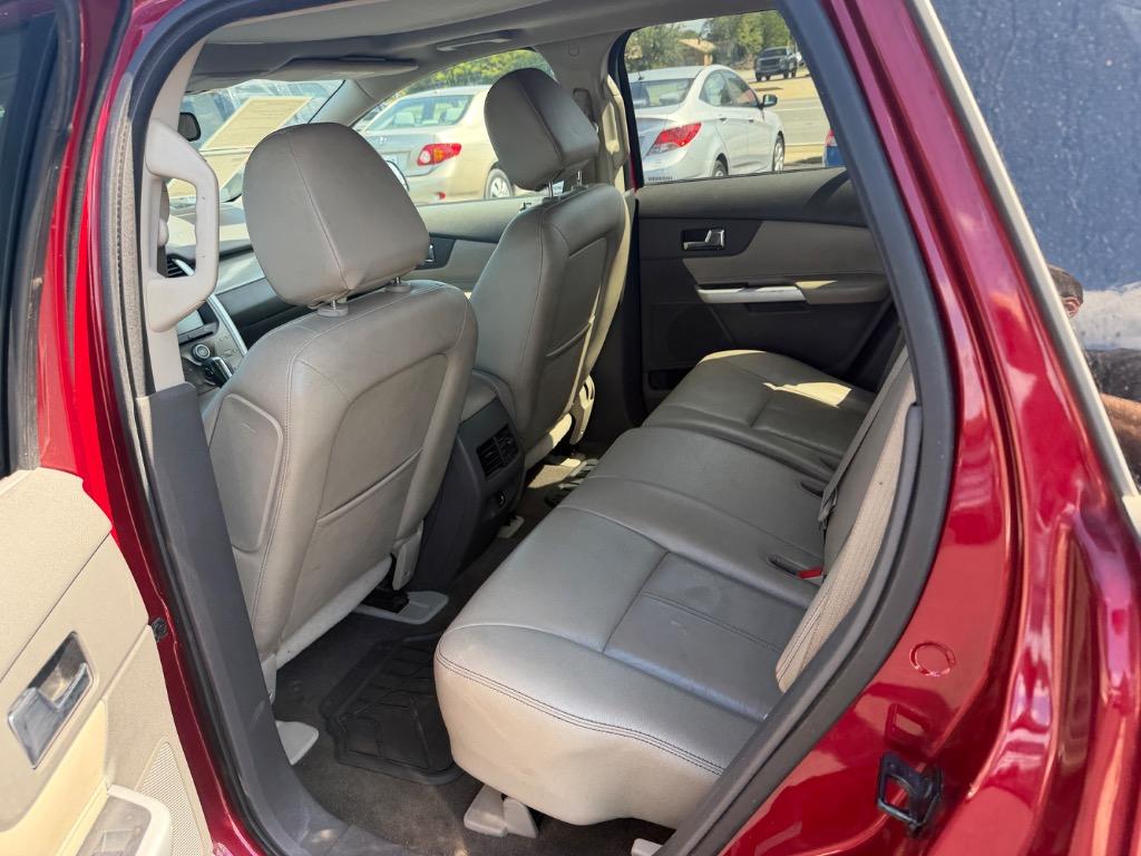 Ford Edge photo 7